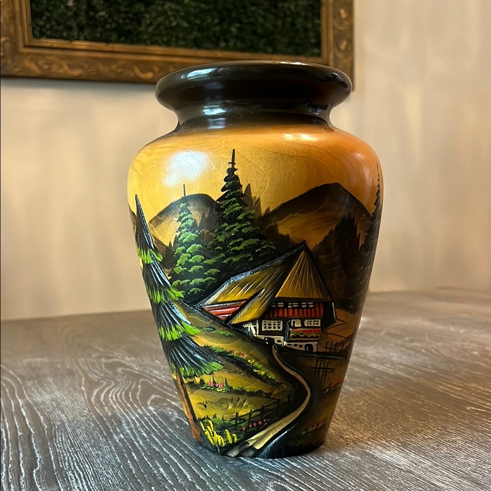 Vintage Black Forest Germany Lathe Turned Vase Chalet Chateau Hand Carved Paint - Picture 7 of 7